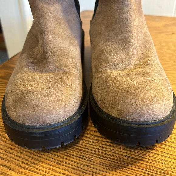 American Eagle Chelsea Boot Size 8 - Picture 4 of 8